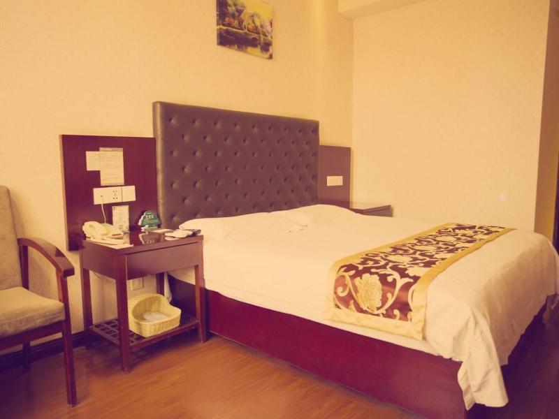 Greentree Inn Shanxi Yan An Luochuan Fuqian Street Express Hotel Zewnętrze zdjęcie